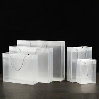 4 Dimensiuni Personalizate imprimate pp sac de cadouri/ambalaje din plastic mâner mată sac de pvc pentru îmbrăcăminte/imprimat LOGO-ul de promovare geantă de cumpărături