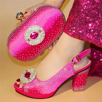 Fierbinte De Vânzare De Moda De Culoare Fuchsia Femeie Pantofi Și Poșetă Set Pentru Nunta Italia Stil Tocuri Inalte Pantofi Și Geantă De Set Pe Stoc