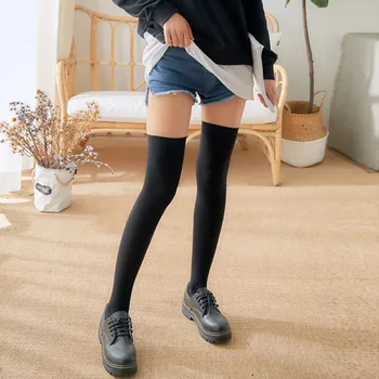 1 Pereche de Moda Coapsei Deasupra Genunchiului Mare Șosete Fete Femei Solide Sexy Ciorapi Alb-Negru de Înaltă Calitate Ciorapi Женские Носки