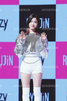 Kpop ITZY spectacol de teatru de moda coreeană Paiete tricou cu maneci lungi, topuri și alb, talie Mare sexy slim pantaloni scurți femei din două piese utilaje