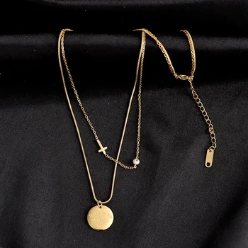 Noi titan oțel valul colier feminin nișă sens de design ins dublu-strat medalie colier feminin de lux lumina cruce clavicula ch