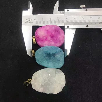 Cel mai bun cristal cadouri galvanizare aura naturale cristal geode pandantiv pentru a face bijuterii JM