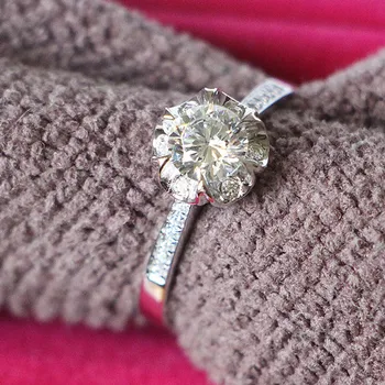 Romantic Bijuterii de Mireasă pentru Ei Real 18K 750 Aur Alb OEM Personalizate Inel 0.5 Ct Diamant Tăiat Rotund Inel pentru Femei