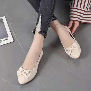 Mici pantofi din piele pentru femei Anglia primăvara și toamna noi subliniat toe din piele moale bunica pantofi cu un singur pas de lucru cu talpi de plat s