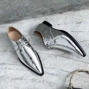 Krazing oală 2020 din piele a subliniat toe tocuri joase de culoare de argint lucrate manual de Toamnă școala Britanică de cusut broderie pantofi l38