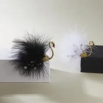Rinhoo De Animale Drăguț Broșe Pentru Femei Cristal Pearl Elegant, Nobil Pin Stras Rochie Corsaj Petrecere Vintage Cu Pene Broșe